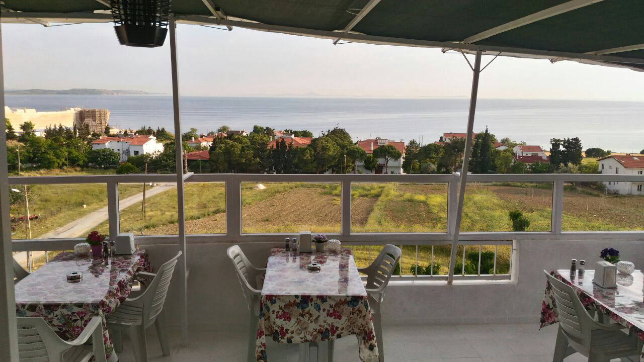 Seddülbahir Pansiyon Konaklama Terasımız